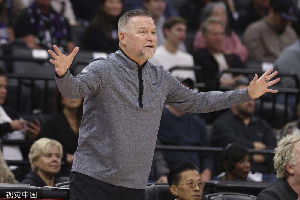 队攻防转换 队攻防转换